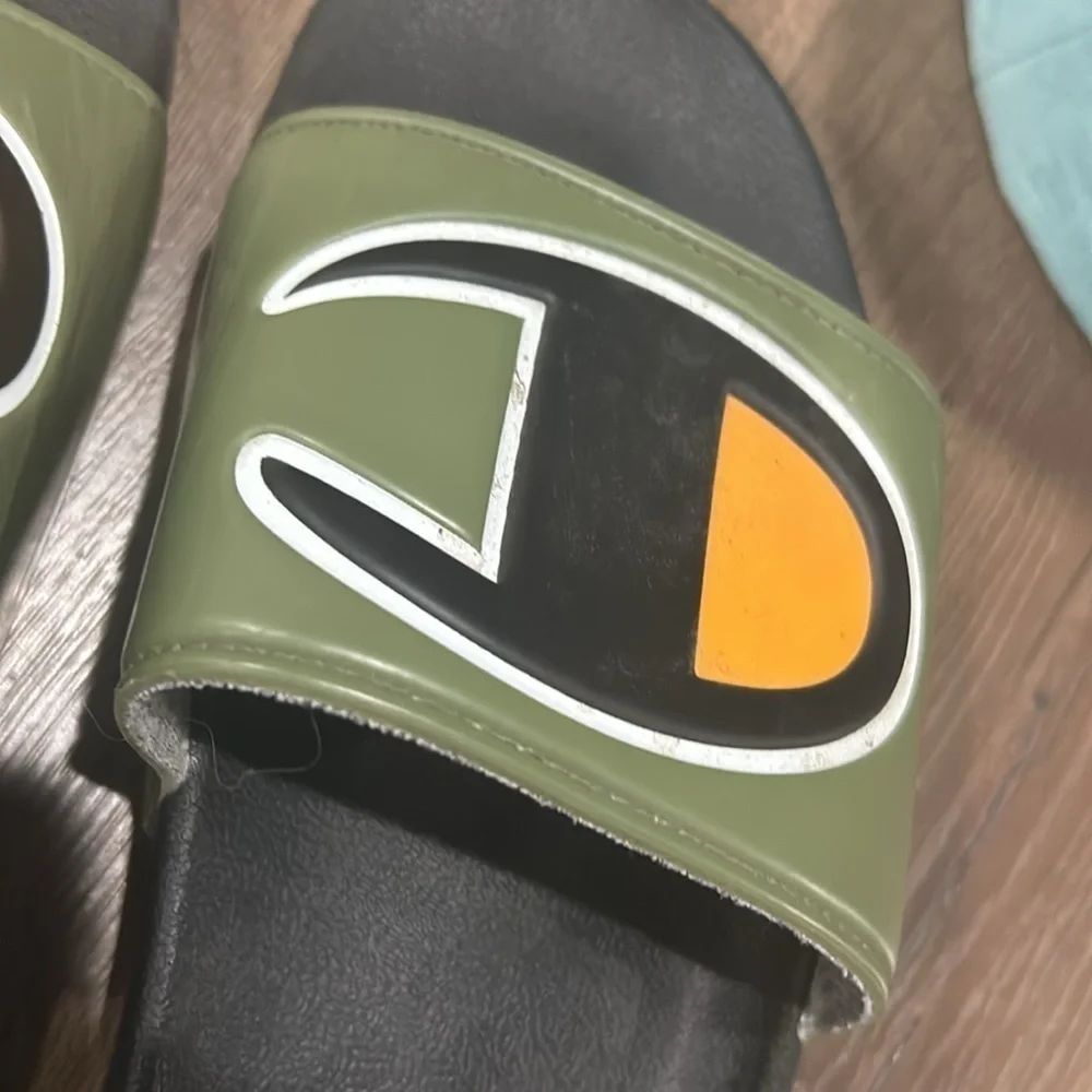 Champion Sandals ! Size 10